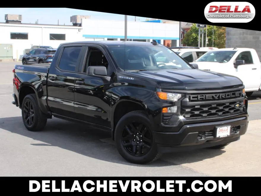 2022 Chevrolet Silverado 1500 Custom photo 1