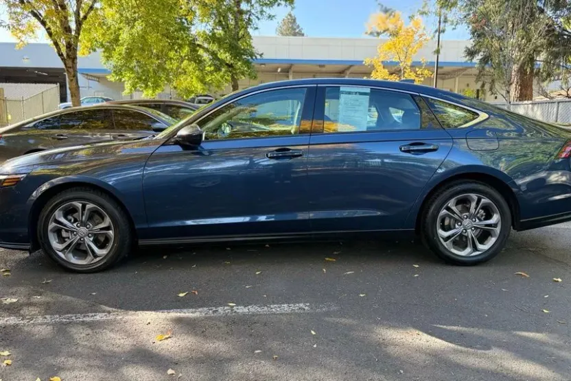 2024 Honda Accord EX photo 1