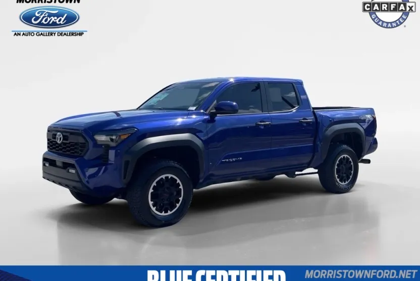 2024 Toyota Tacoma TRD Off-Road photo 1