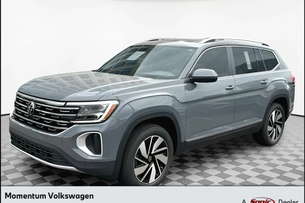 2025 Volkswagen Atlas SEL photo 1