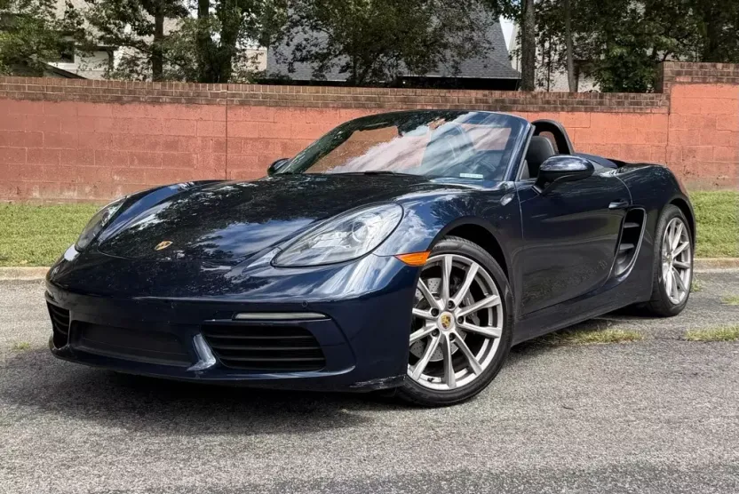 2018 Porsche Boxster photo 1