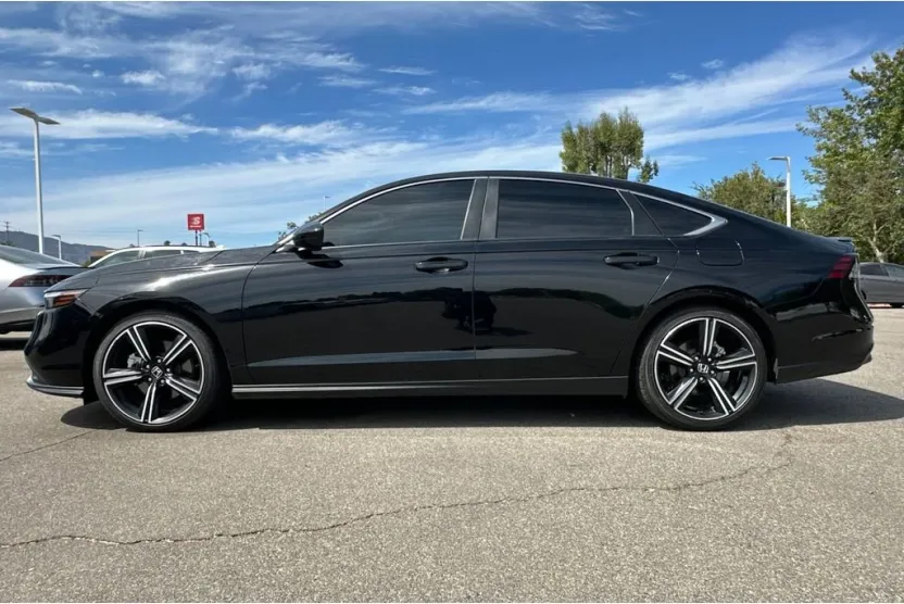 2024 Honda Accord Hybrid Sport photo 1