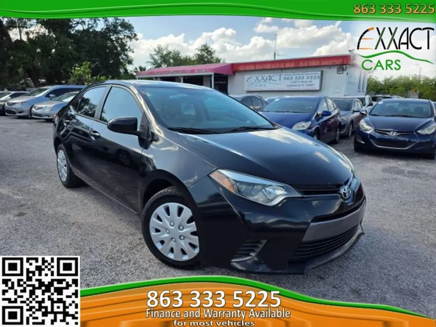 2016 Toyota Corolla LE photo 1