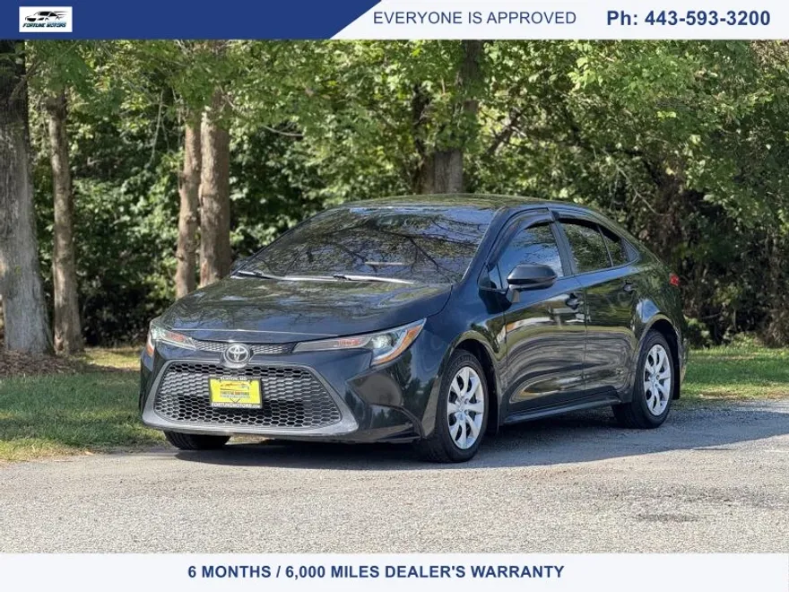 2020 Toyota Corolla LE photo 1