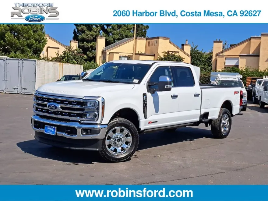 2025 Ford F-250 photo 1