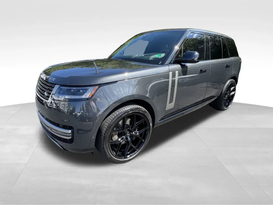 2024 Land Rover Range Rover SE photo 1