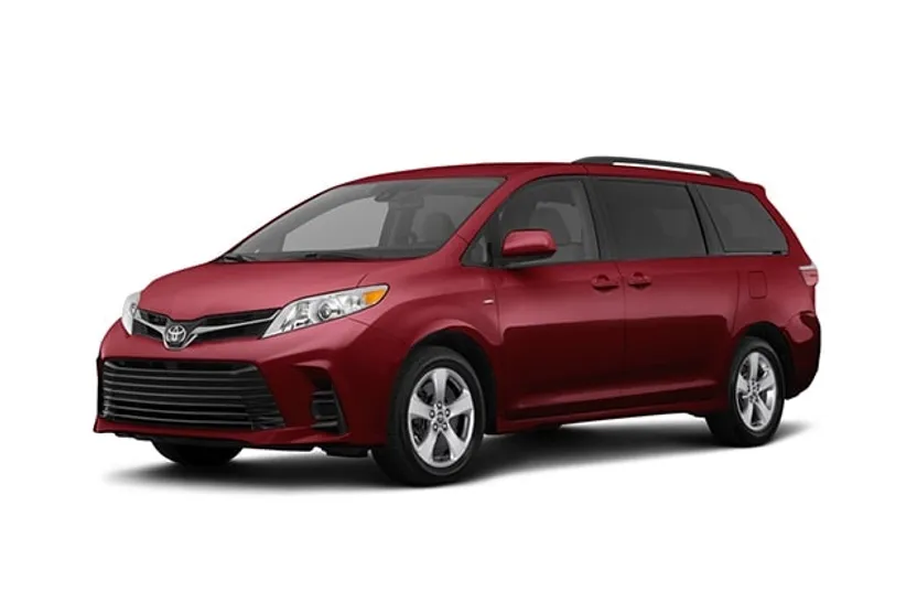 2018 Toyota Sienna LE photo 1