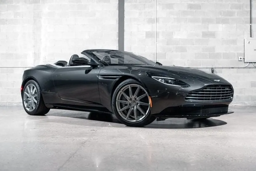 2019 Aston Martin DB11 AM5 photo 1