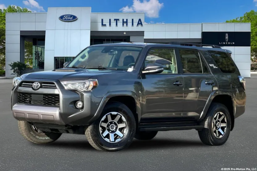 2022 Toyota 4Runner TRD Off-Road Premium photo 1