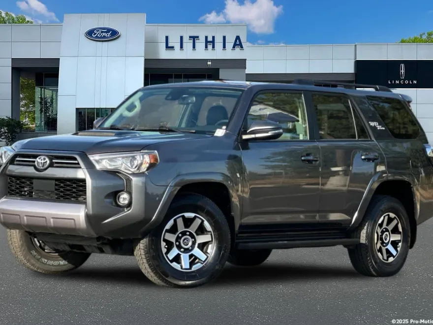 2022 Toyota 4Runner TRD Off-Road Premium photo 1