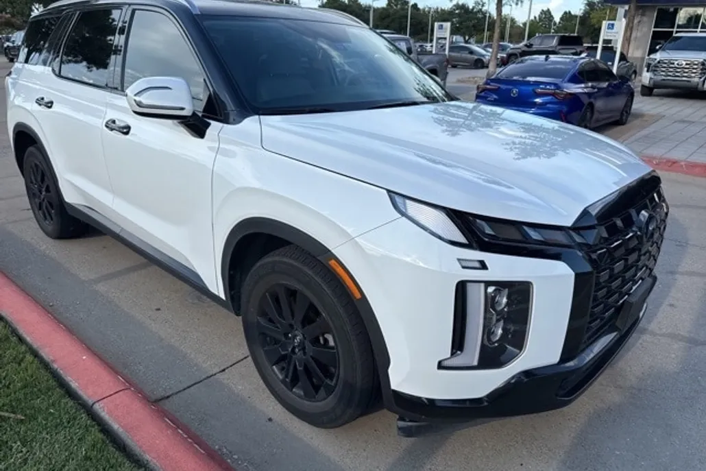 2023 Hyundai Palisade SEL photo 1