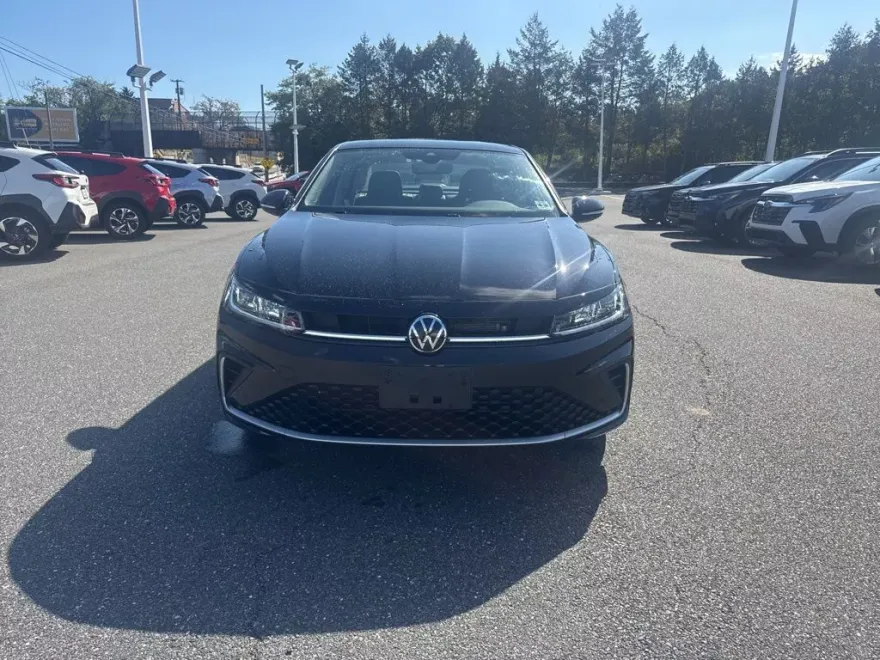 2025 Volkswagen Jetta 1.5T SEL photo 1