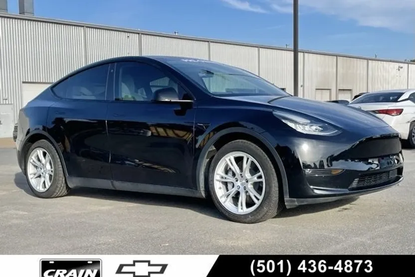 2021 Tesla Model Y Long Range photo 1