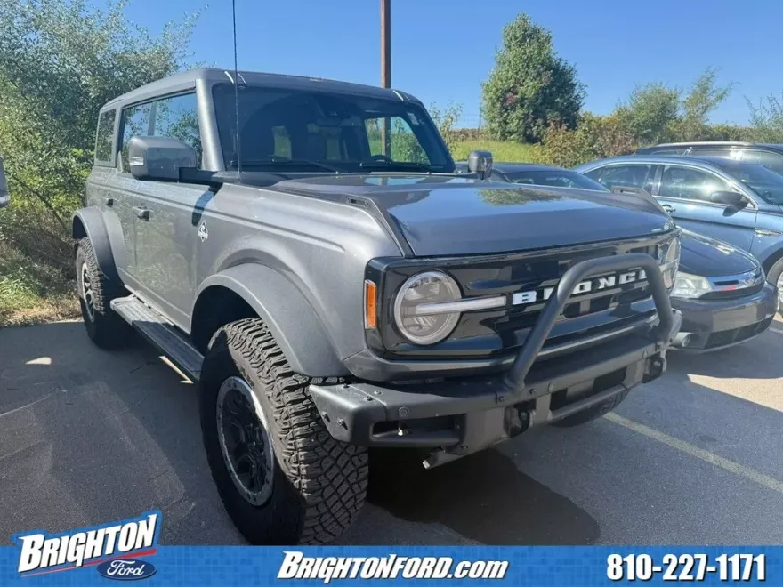 2024 Ford Bronco Outer Banks photo 1