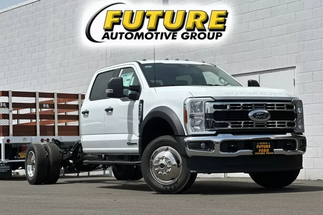 2025 Ford F-550 XL photo 1