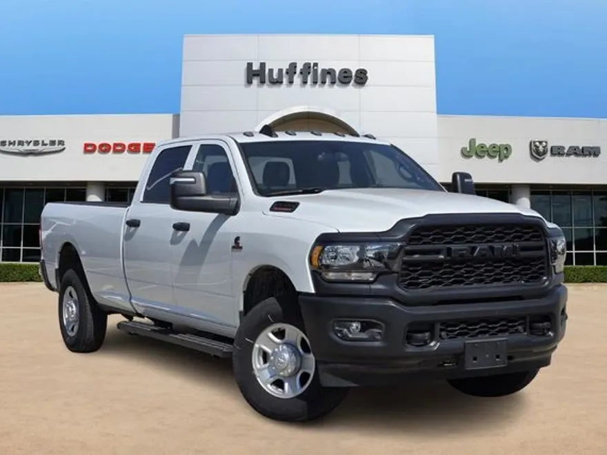 2023 Ram 3500 Tradesman photo 1