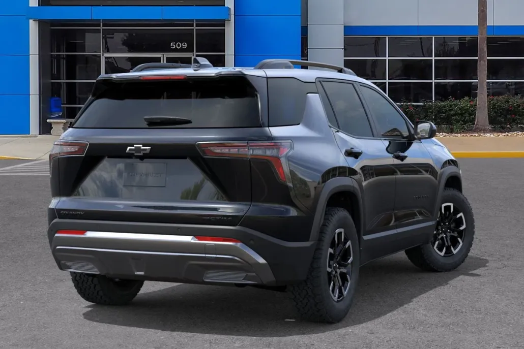 2026 Chevrolet Equinox ACTIV photo 1
