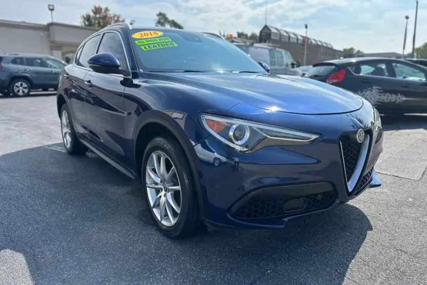 2018 Alfa Romeo Stelvio Ti photo 1