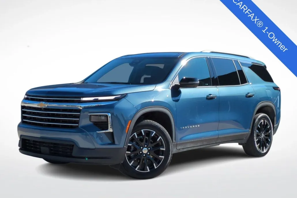 2024 Chevrolet Traverse photo 1