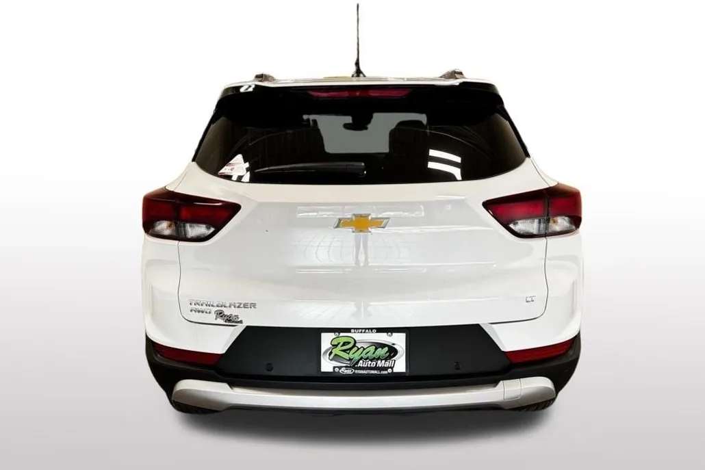 2026 Chevrolet Trailblazer LT photo 1