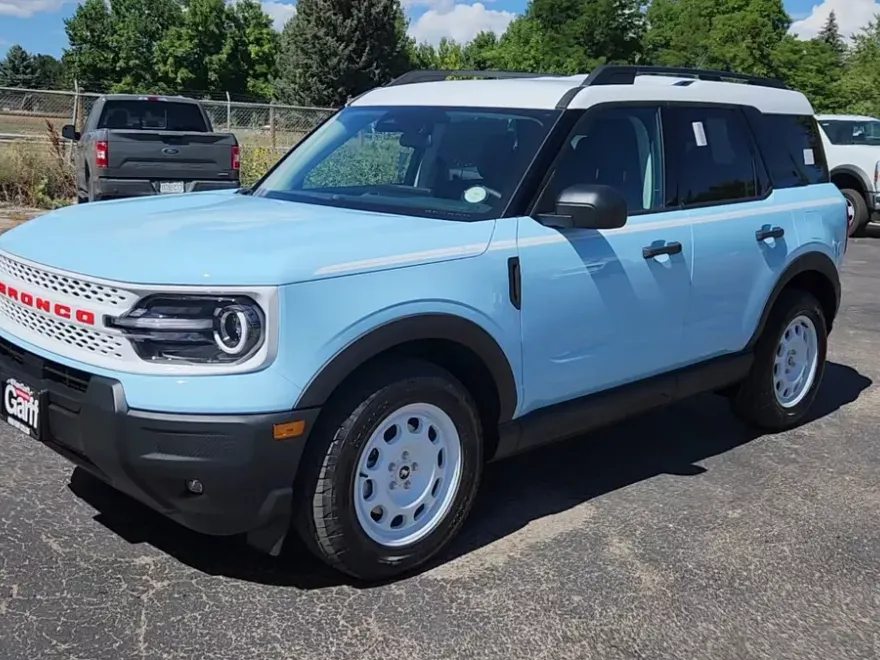 2025 Ford Bronco Sport Heritage photo 1