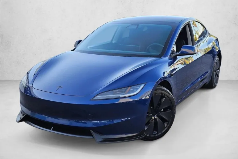 2024 Tesla Model 3 Long Range photo 1