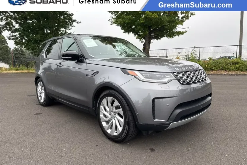 2024 Land Rover Discovery S photo 1