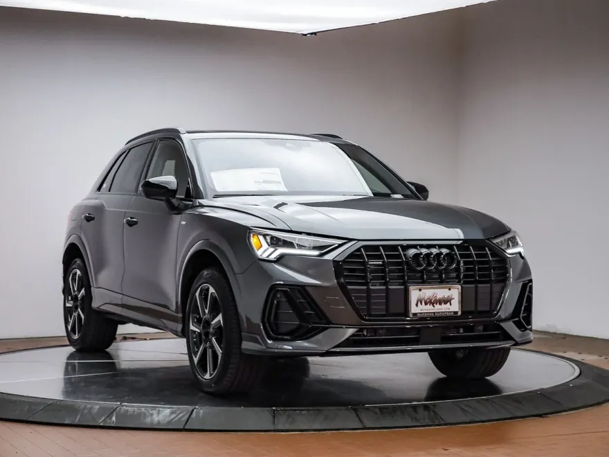2025 Audi Q3 45 TFSI S line Premium Plus photo 1