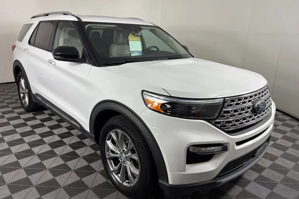 2021 Ford Explorer Limited photo 1