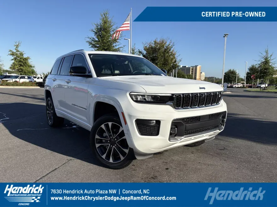 2022 Jeep Grand Cherokee Overland photo 1