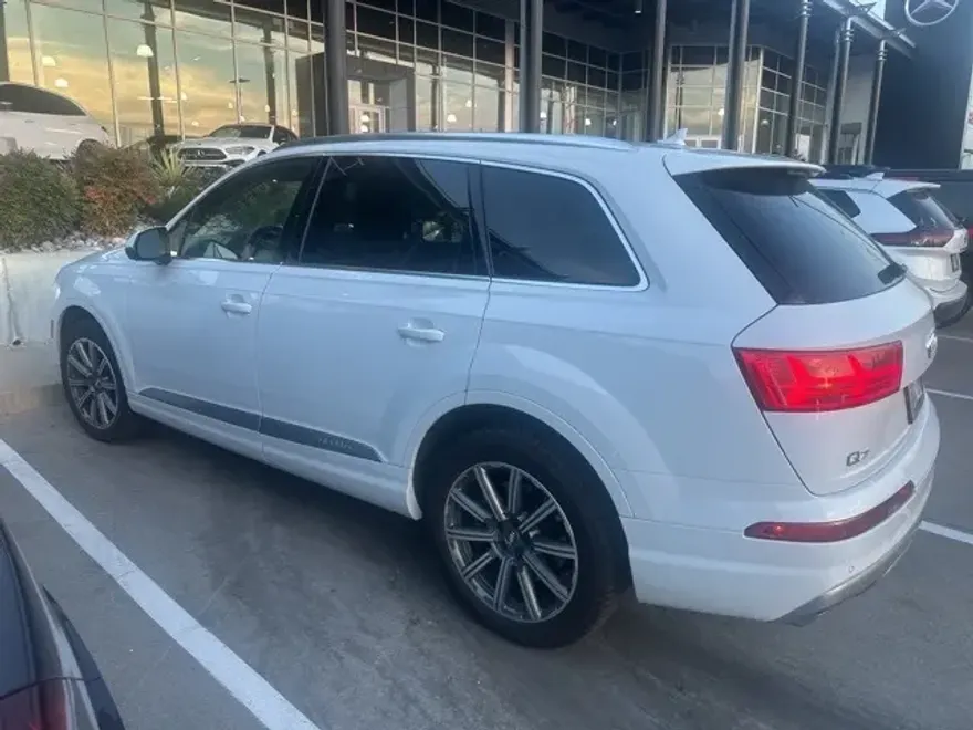 2019 Audi Q7 55 Premium photo 1