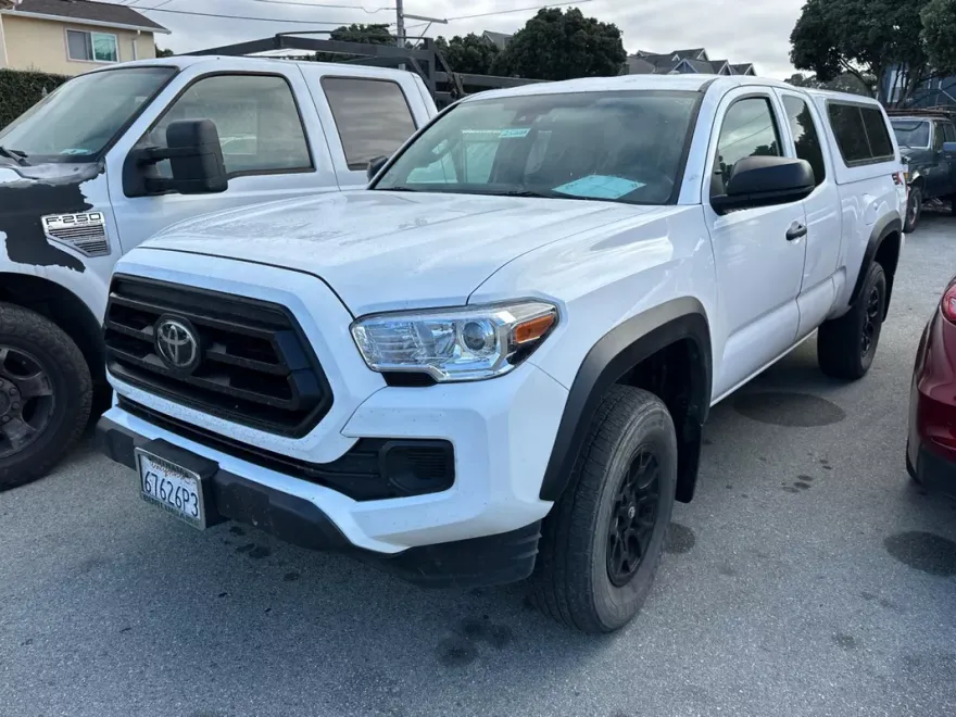 2022 Toyota Tacoma SR photo 1