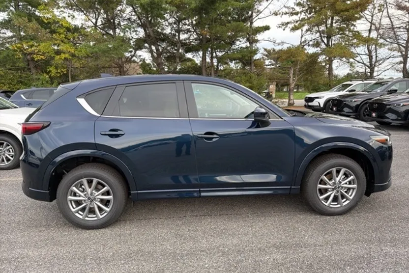 2025 Mazda CX-5 2.5 S Preferred photo 1