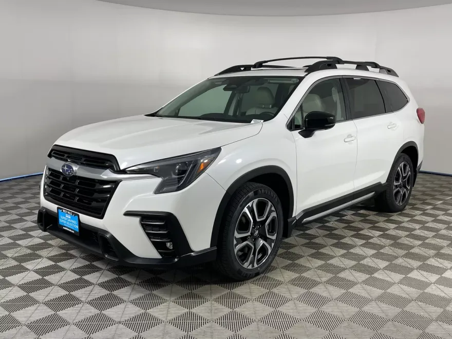 2024 Subaru Ascent Limited photo 1