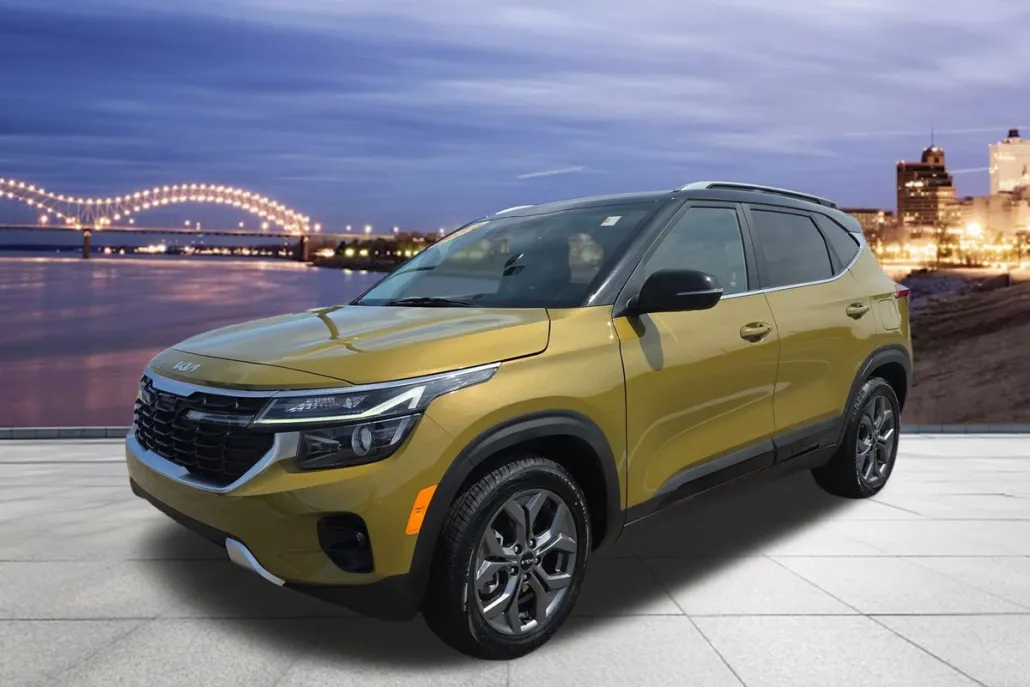 2024 Kia Seltos S photo 1