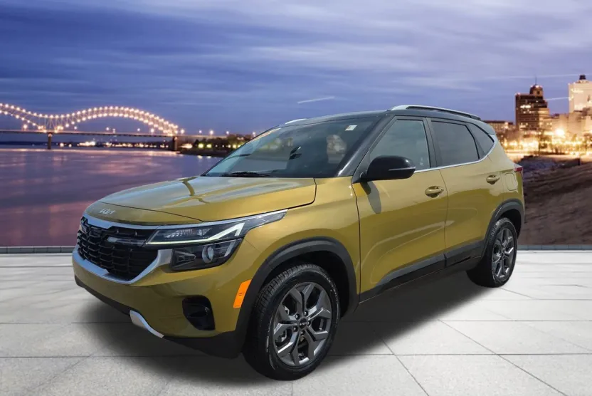 2024 Kia Seltos S photo 1