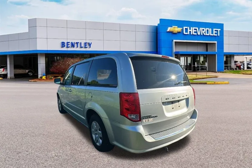 2011 Dodge Grand Caravan Express photo 1