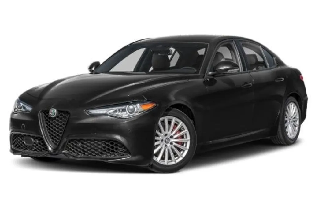 2023 Alfa Romeo Giulia Ti photo 1