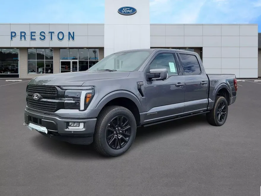 2025 Ford F-150 Platinum photo 1