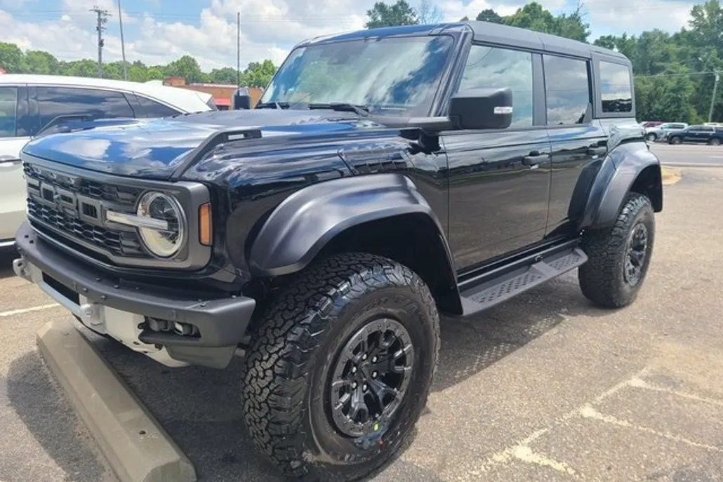 2025 Ford Bronco Raptor photo 1
