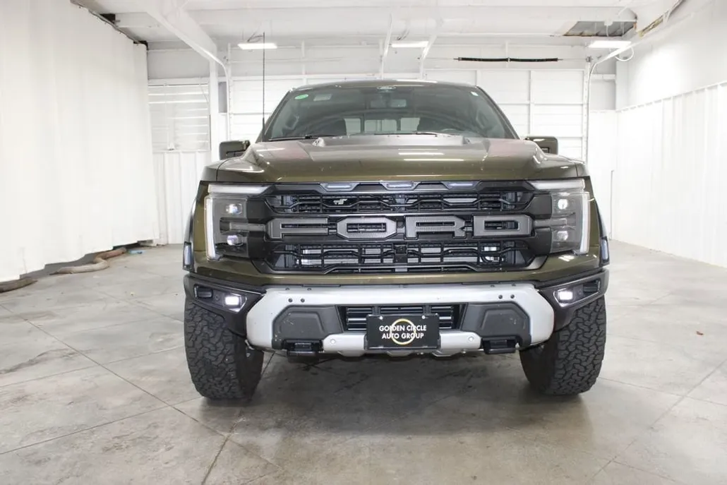 2025 Ford F-150 Raptor photo 1