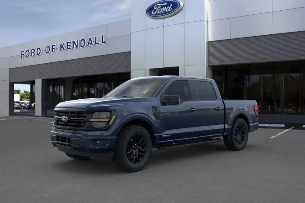 2025 Ford F-150 XLT photo 1