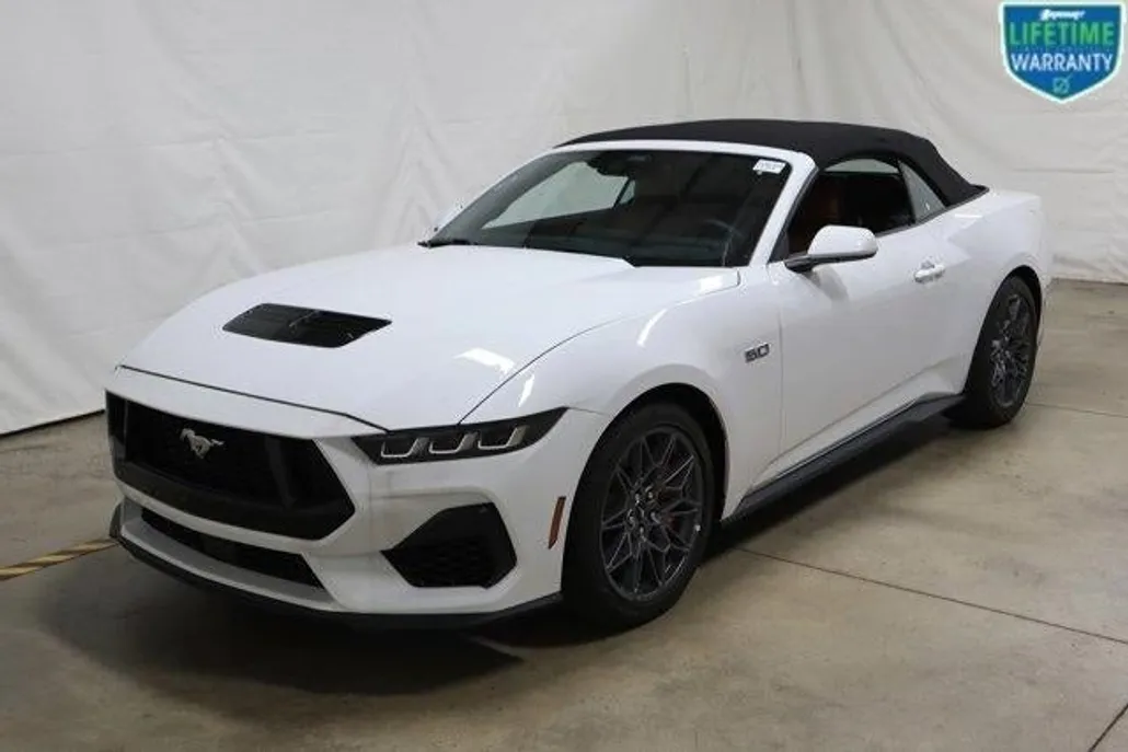 2024 Ford Mustang GT Premium photo 1
