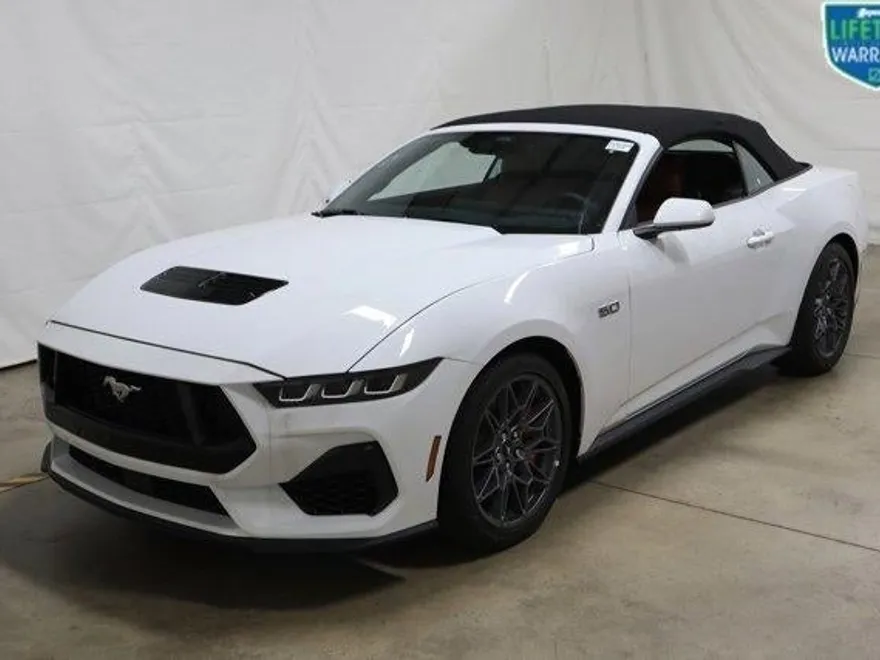 2024 Ford Mustang GT Premium photo 1