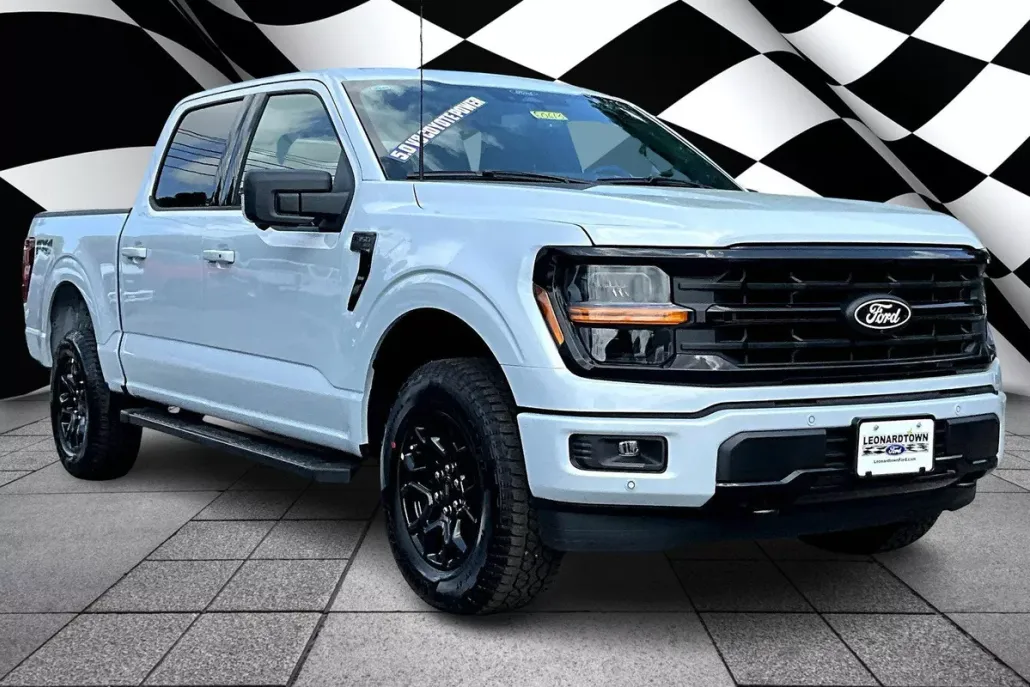 2025 Ford F-150 XLT photo 1
