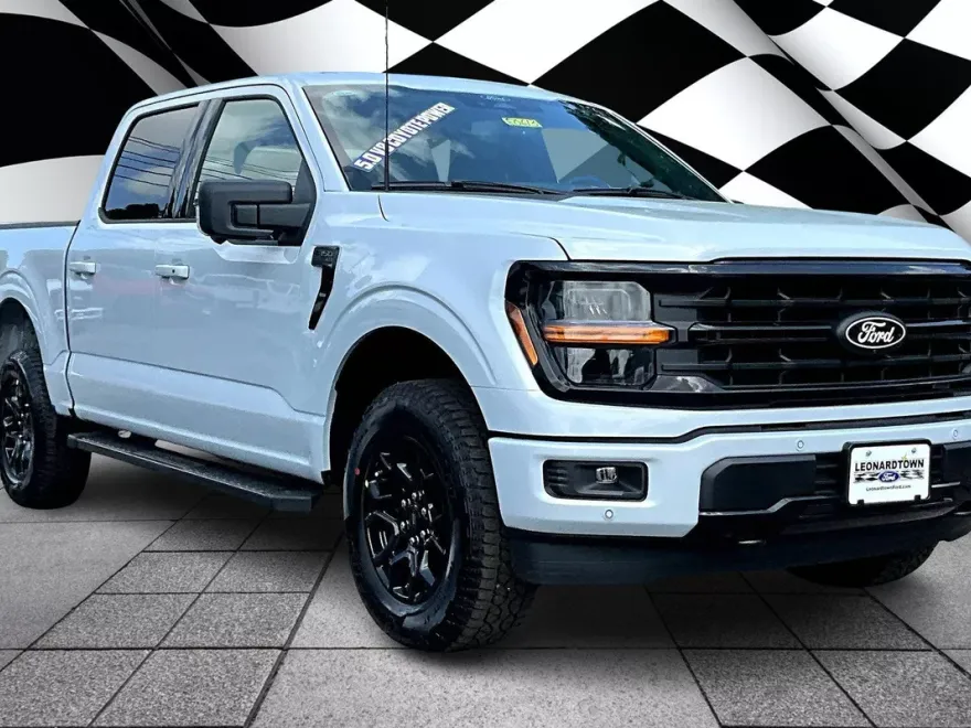 2025 Ford F-150 XLT photo 1