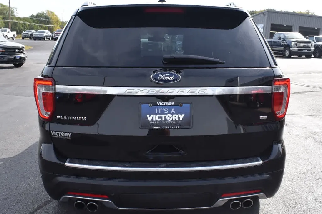 2019 Ford Explorer Platinum photo 1