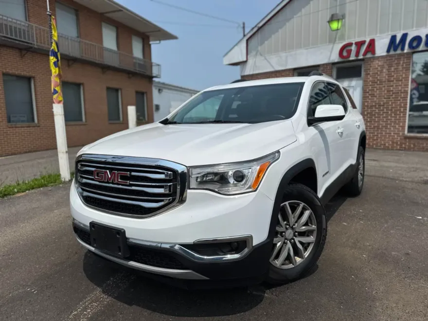 2017 Gmc Acadia SLE photo 1