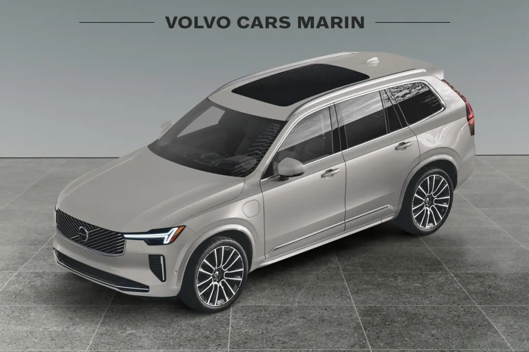 2025 Volvo XC90 T8 Core photo 1