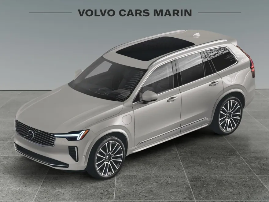 2025 Volvo XC90 T8 Core photo 1